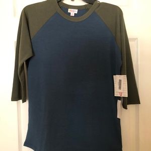 NWT Size S LulaRoe Randy Top